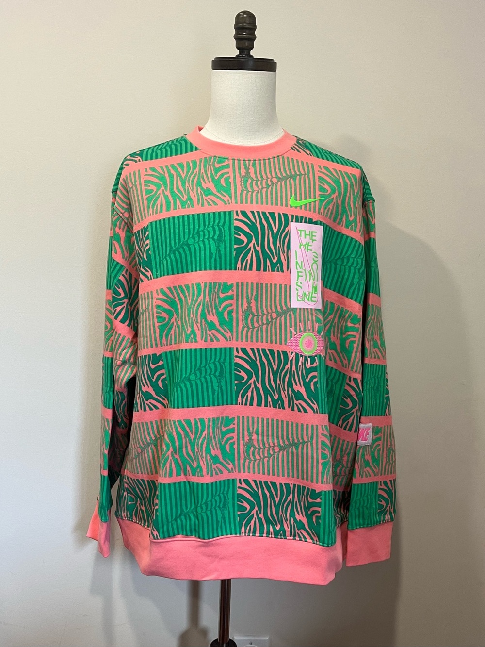 NWT Nike Men's Sportswear Club Fleece Trippy Safari Sweatshirt 3XL Pink Green